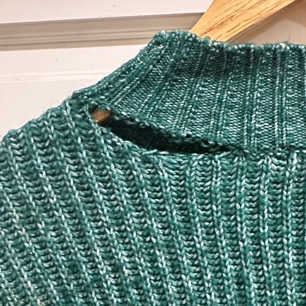 Green Ribbed Women's Sweater - Picture 5 of 5